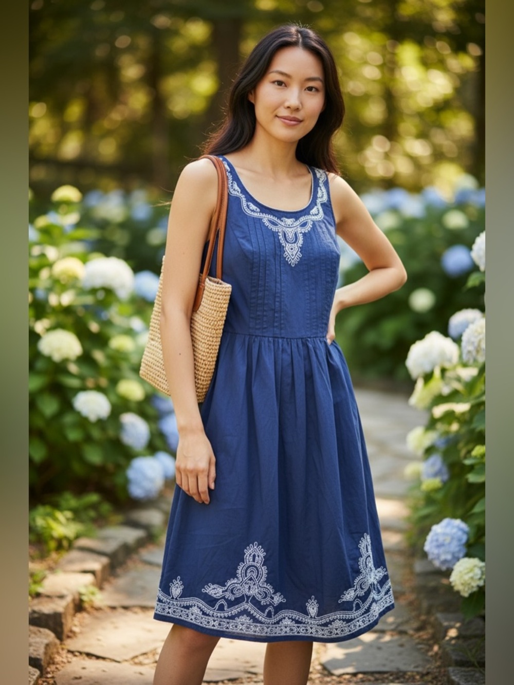 Vineyard Vines Navy Blue Sleeveless Embroidered Midi Dress